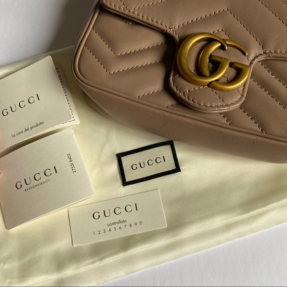 * 𝑺𝑶𝑳𝑫 * AUTHENTIC GUCCI GG Marmont matelassé leather super mini bag - Picture 2 of 13